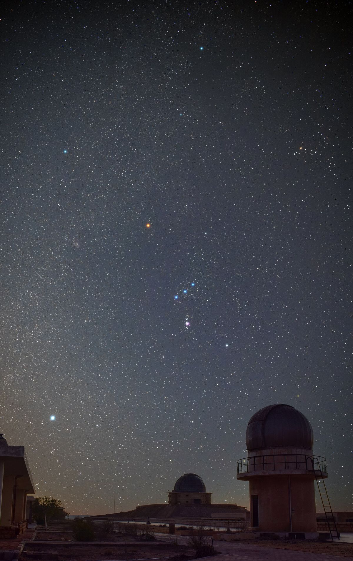 Kottamia Astronomical Observatory under the night sky