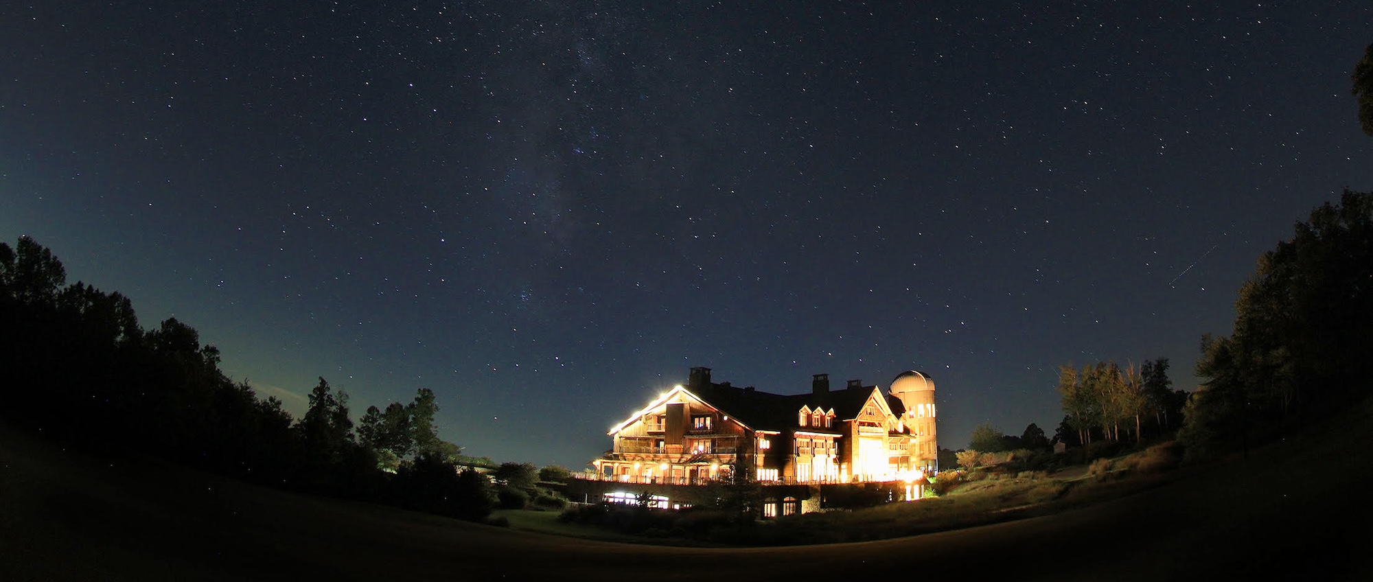 Primland, Auberge Resorts Collection under the night sky